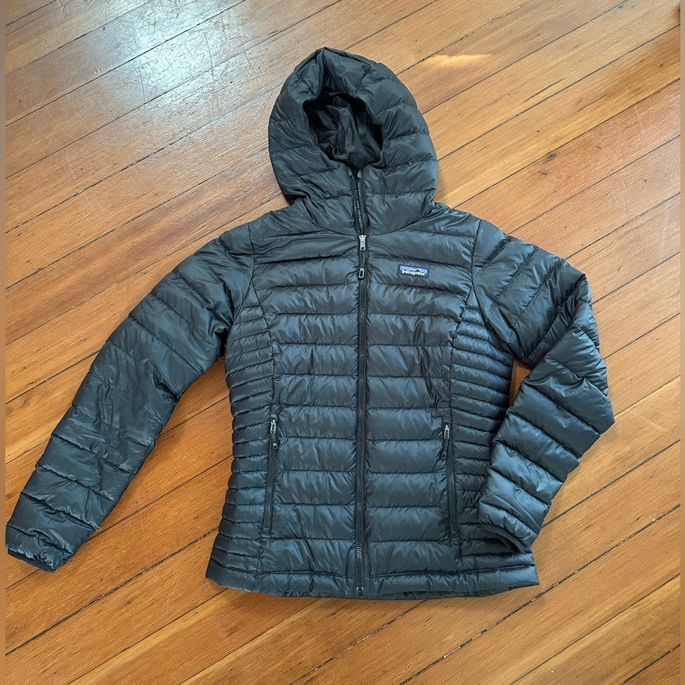 Patagonia Women’s Down Jacket (S)